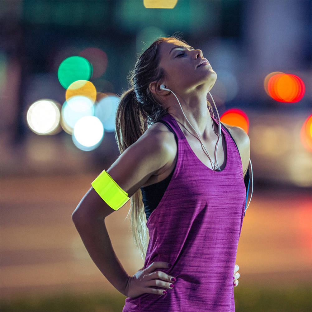 12Pcs Reflective Slap Bracelet - Running Gear Night ulasan dan harga